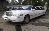 Lincoln_town_car