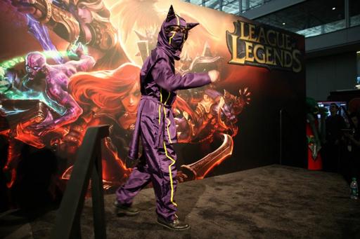 Лига Легенд - Косплей по LoL на PAX East 2012